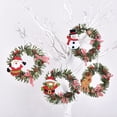 thumbnail image 3 of Corona navideña artificial preiluminada, decoración de corona navideña para puerta con Papá Noel, bayas rojas flocadas, piña, para puerta de entrada, decoración para el hogar al aire libre, 3 of 6