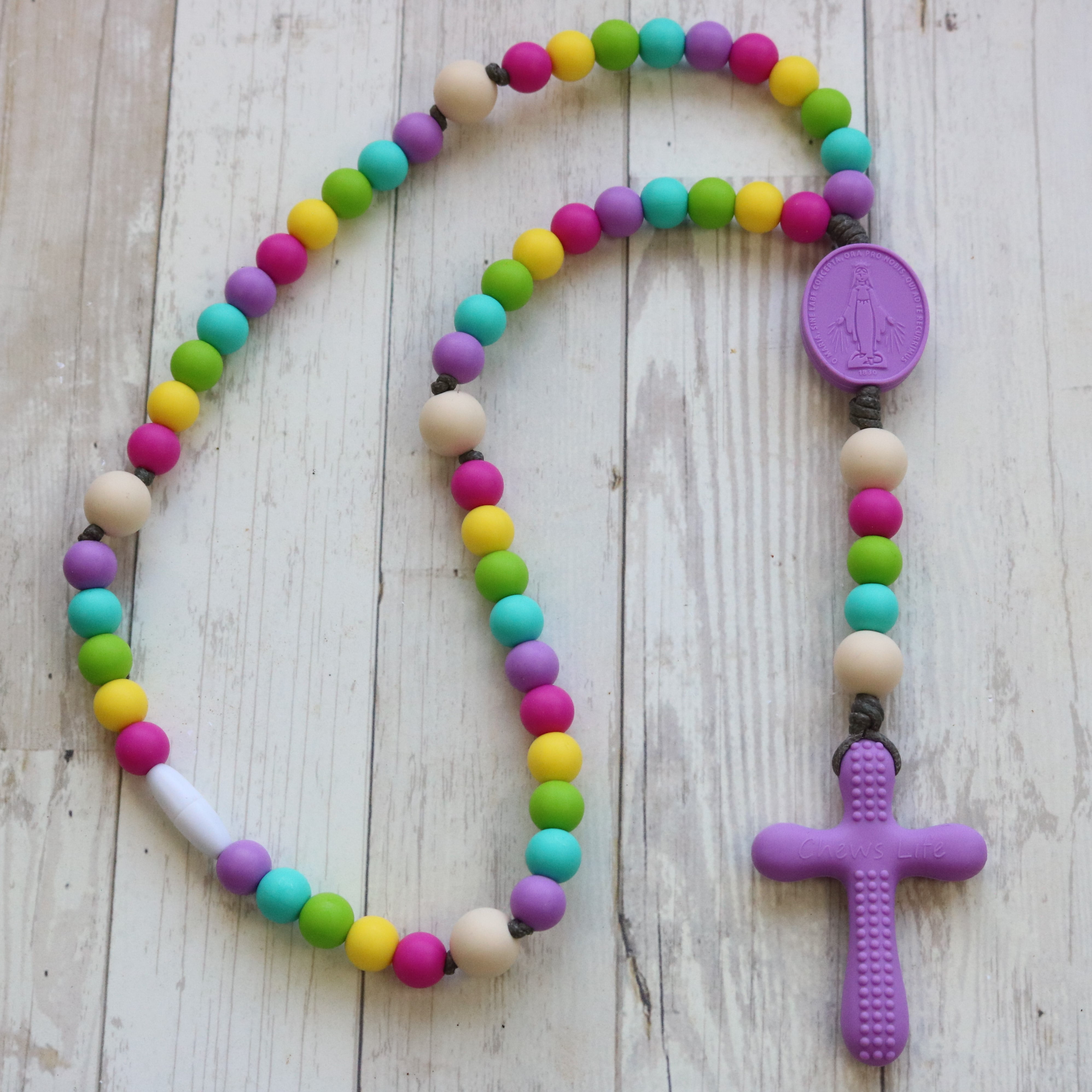 chews life teething rosary