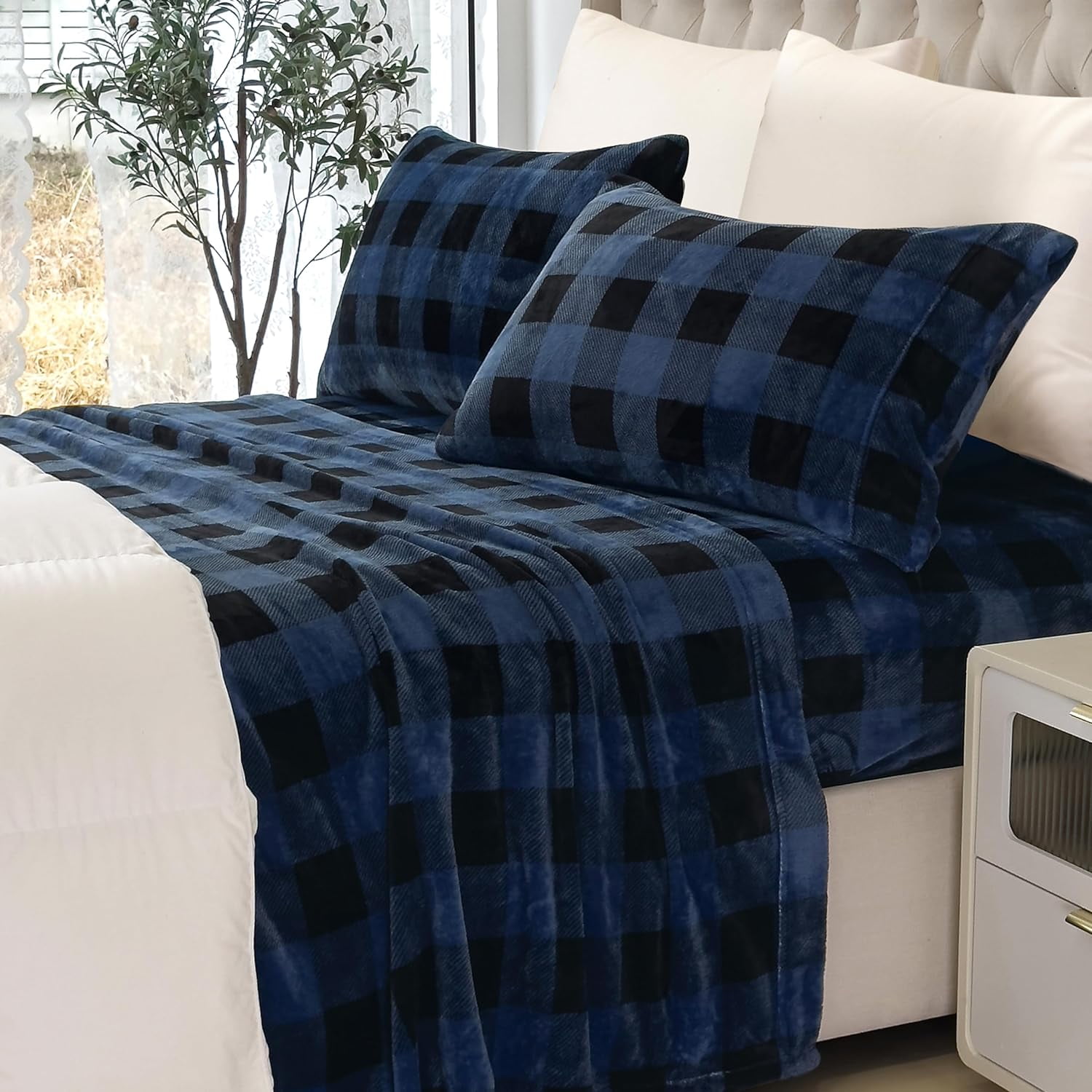 Elegant Comfort Luxuriously Soft 4-Piece Velvet Plush Flannel Sheet Set - Premium Quality - Cozy Warm, Anti-Static, Non Pilling Fuzzy Velvet Flannel Fleece Deep Pocket Sheet Set -Twin XL, Buffalo Blue