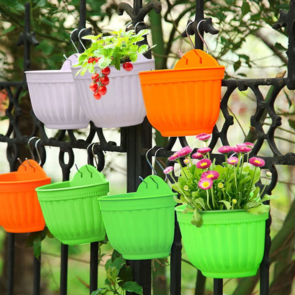 Set of 2 Pcs Hanging Planters Outdoor Hanging Basket Plastic Flower Pot Plants Holder Hanger for Balcony Fence Wall Mounted
