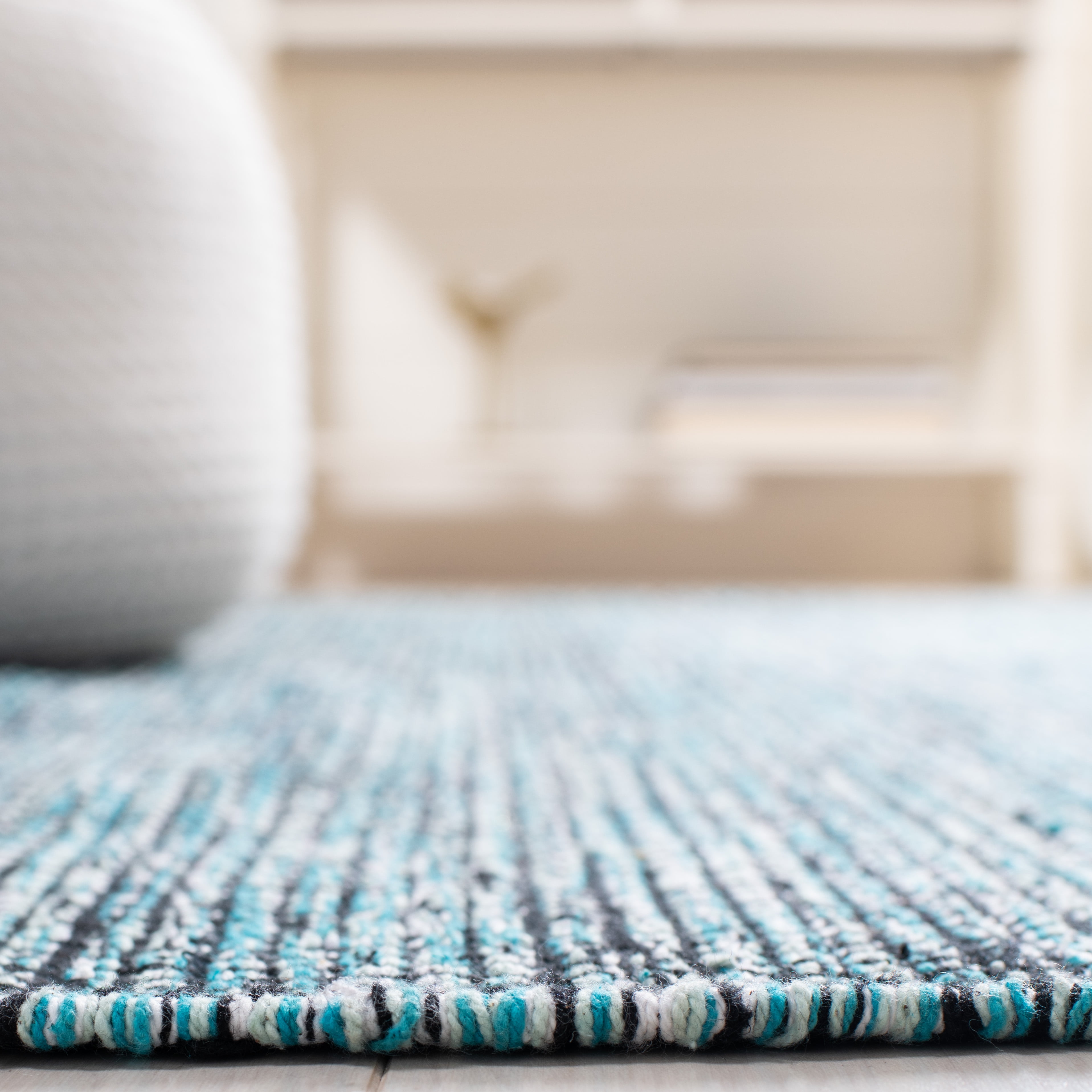 SAFAVIEH Montauk Kelsey Distressed Cotton Area Rug, Turquoise/Black, 3' x 5'