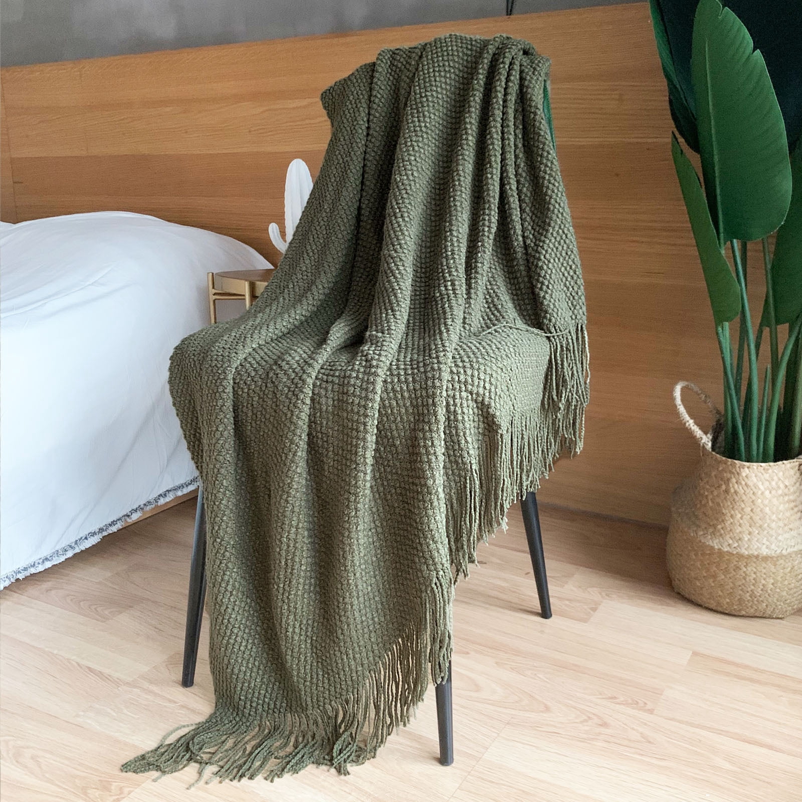 LOMAO Knitted Throw Blanket with Tassels Bubble Textured Lightweight Throws for Bed,Chair,Sofa,Living Room,Home Decor (Dark Olive,50*60 in)