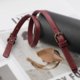 thumbnail image 4 of Bolso PU Cuero Flexibles Cuerdas Messenger Bag Straps Crossbody Pack Billetera Decoración de la cartera Reemplazo de piezas DIY Accesorio 71cm Vino rojo 2 unids Inevent AP004434-02, 4 of 7
