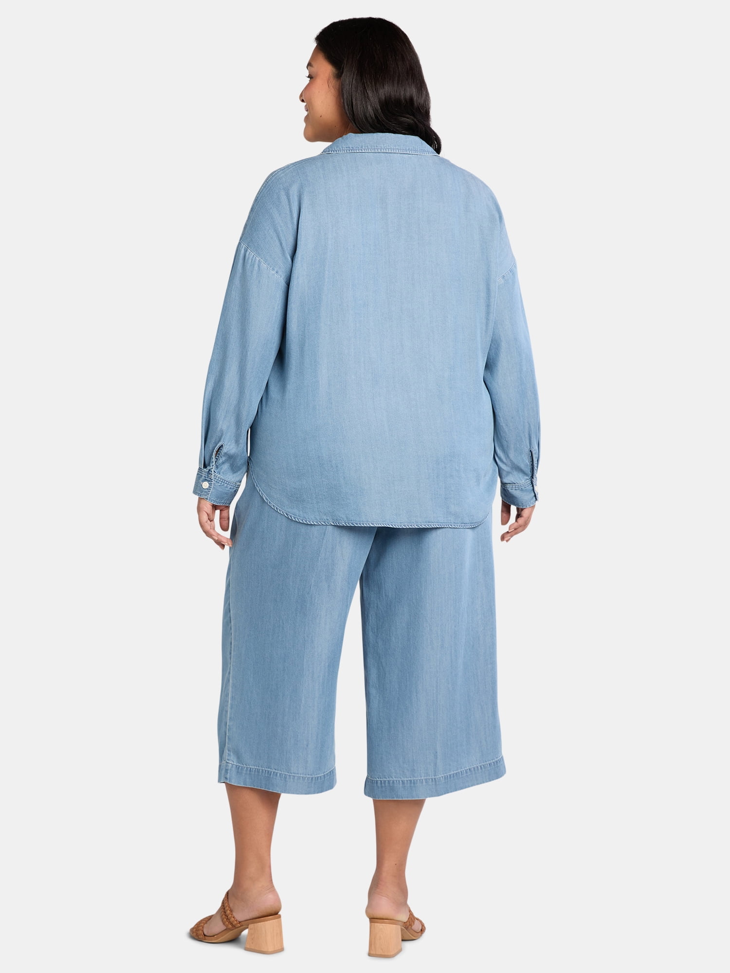 Just My Size Women's Plus Chambray Button Up Shirt and Capri Pants Set, 2-Piece, 21" Inseam, Sizes 0X-4X