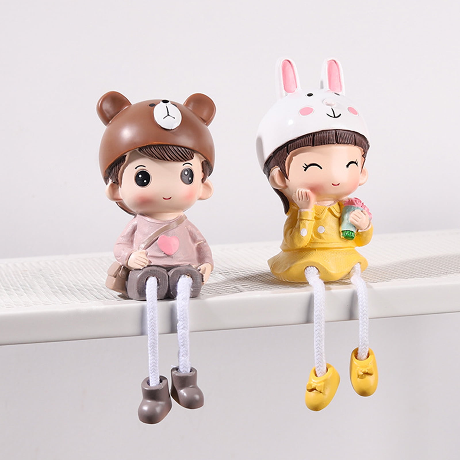 Couple hanging feet doll home decoration resin crafts 