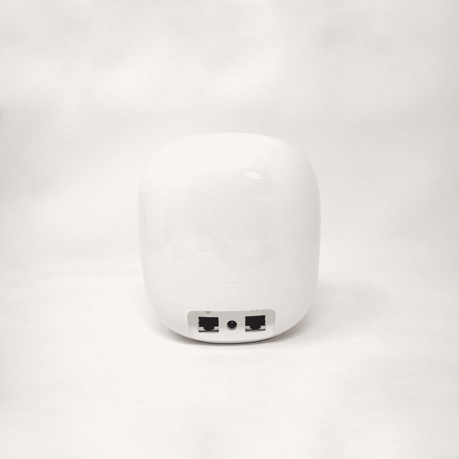 Pre-Owned Google Nest Wifi Pro 6e AXE5400 Tri-Band Mesh Router - GA03030-US - Snow