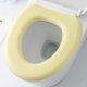 thumbnail image 5 of Etiqueta engomada de la almohadilla de la cubierta del asiento del inodoro, almohadilla suave del cojín del asiento del inodoro Universal con diseño autoadhesivo para el baño, 5 of 6