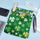 thumbnail image 5 of Funda de libro con diseño de trébol, funda protectora para libros de plantas, funda verde para libros de bolsillo, funda de tela lavable con cremallera y bolsillo adicional., 5 of 9
