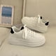 thumbnail image 3 of Zapatos blancos pequeños de primavera y otoño, zapatos de tabla para mujeres coreanas, zapatos casuales de una sola capa para estudiantes, 3 of 5