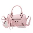 thumbnail image 1 of Bolso de motocicleta moderno para mujer, nuevo estilo 2025, moderno bolso de mano de color sólido con remaches, versátil bolso de mensajero de hombro., 1 of 5