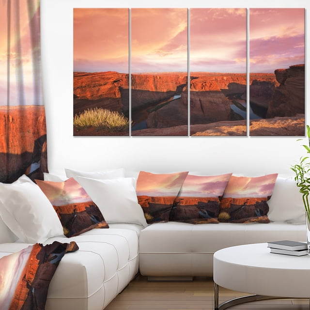 Fer à Cheval Plié sous Ciel Nuageux - Impression sur Toile Paysage