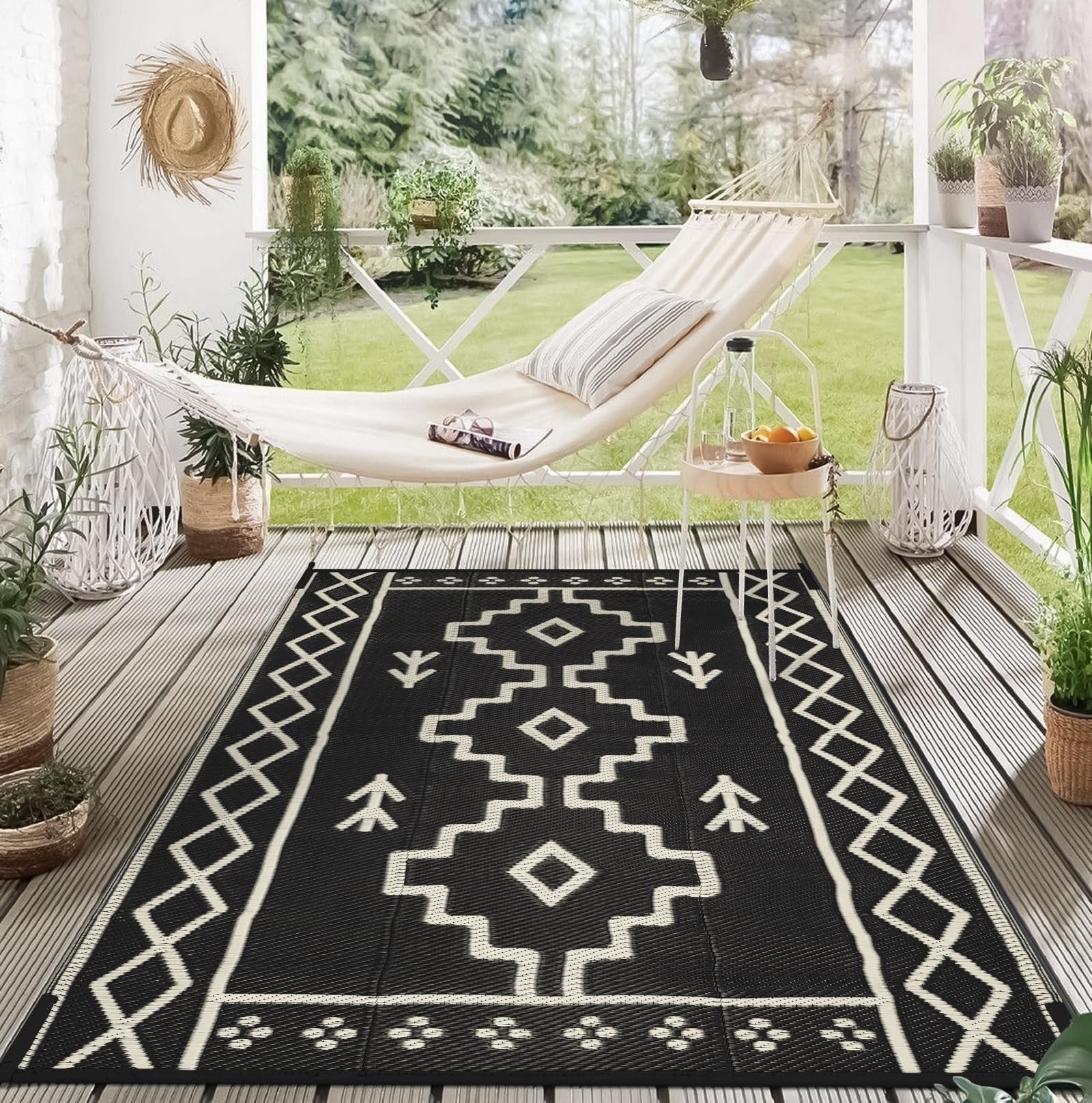 Wonnitar 5x8 Waterproof Outdoor Rugs, Plastic Straw Rug for Outside, Portable RV Outdoor Rugs for Camping, Black Boho Carpet for Patio Garden
