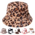 thumbnail image 4 of CSChome Chapeau de Pêcheur avec Cordon de Serrage Réglable Chapeau d'Hiver Imprimé Léopard Épais Coupe-Vent Sangle Fixe Résistant au Froid Plat Assorti de Couleurs Chapeau Extérieur pour Femme, 4 of 7