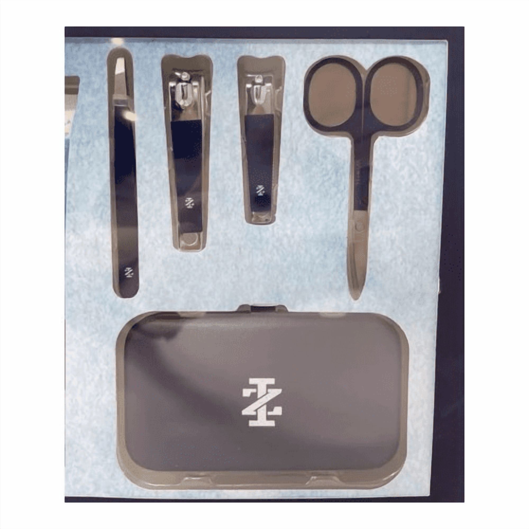 IZOD 6 Piece Grooming Set, Salt Water Hand Cream - Walmart.com