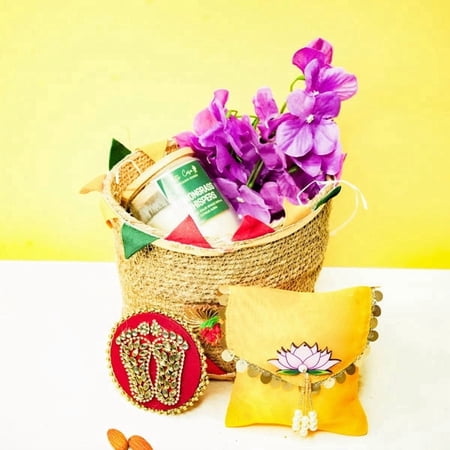 Eco Utsav Mini Basket Gift Basket Festive Gift Hamper for Diwali Housewarming Corporate Gifting Family Friends and Special Occasions