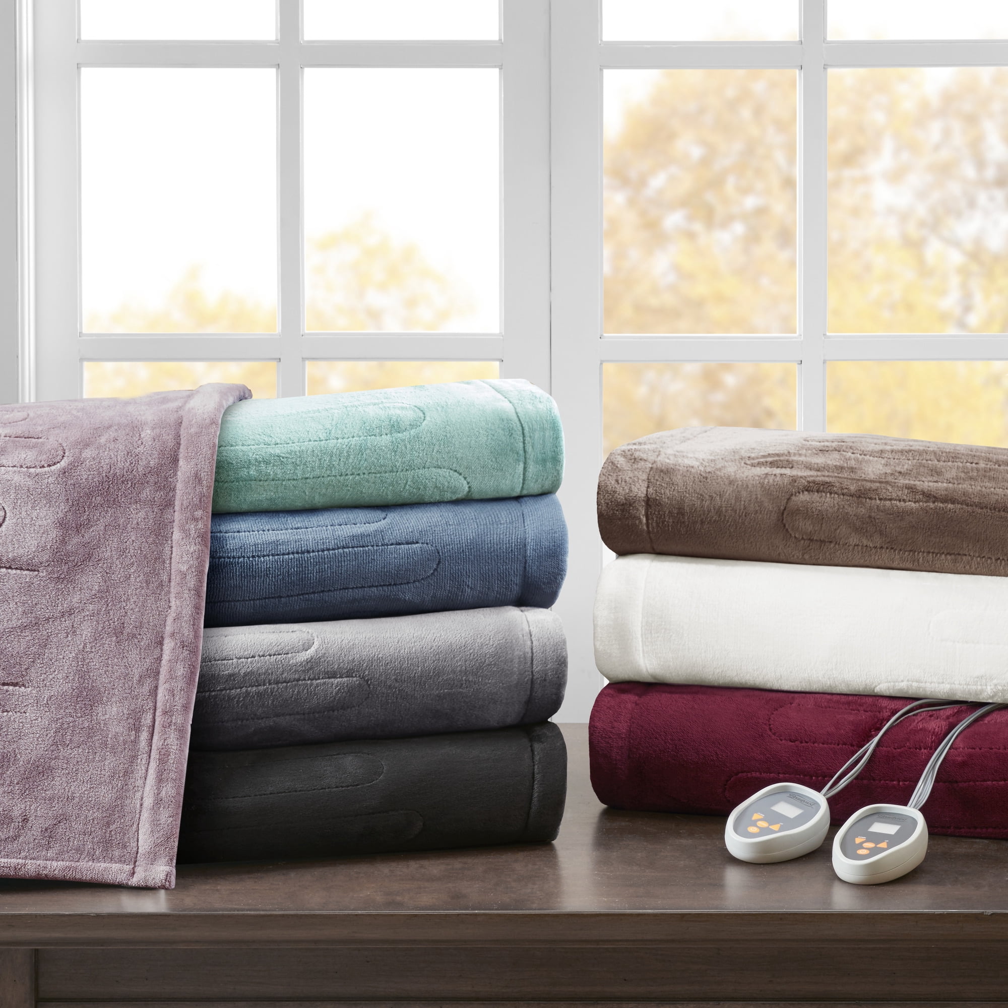 Beautyrest Plush Lightweight Ultra Soft Cozy Washable Electric Blanket  Heated Throw With Auto Shutoff, Queen Size, Black - Walmart.com
