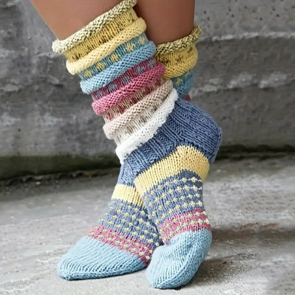 Women's Non-Slip Cabin Socks, Ultra Soft Thermal Fuzzy Foot Warmers for Cold Weather US 6 to 11