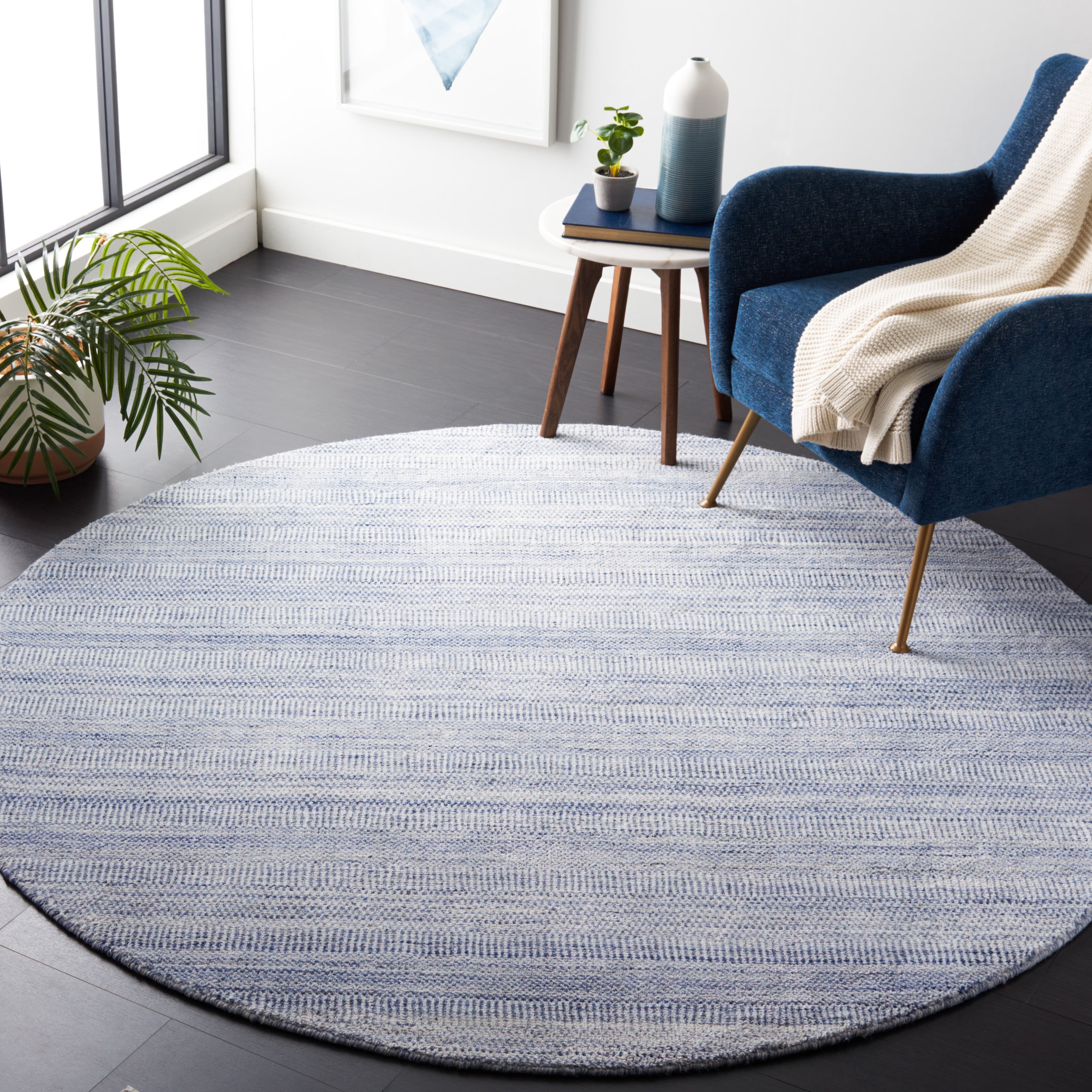 SAFAVIEH Mirage Handan Distressed Polyester Area Rug, Blue/Ivory, 6' x 6' Round