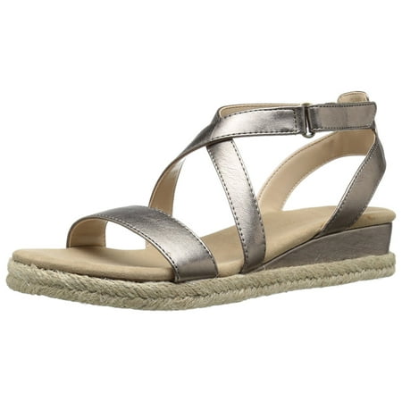 

ADRIENNE VITTADINI Footwear Women s Charlie Wedge Sandal Champagne 6.5 M US