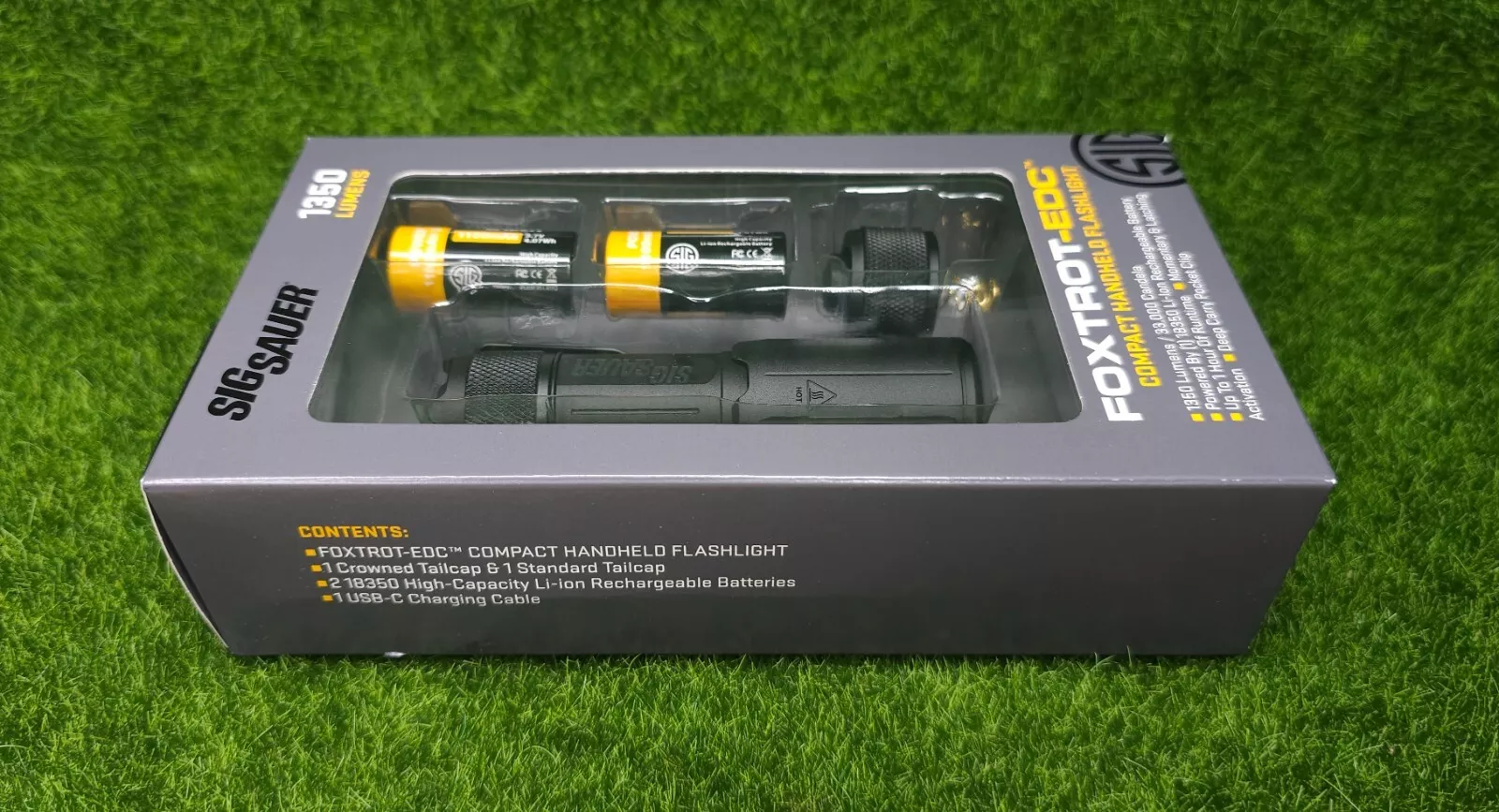 SIG SAUER FOXTROT-EDC Compact Rechargeable Handheld Flashlight, 1,350 Lumens, Black - SOFEC001