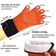 thumbnail image 3 of par de guantes de cocina resistentes al calor de silicona para asar, color naranja, 3 of 5
