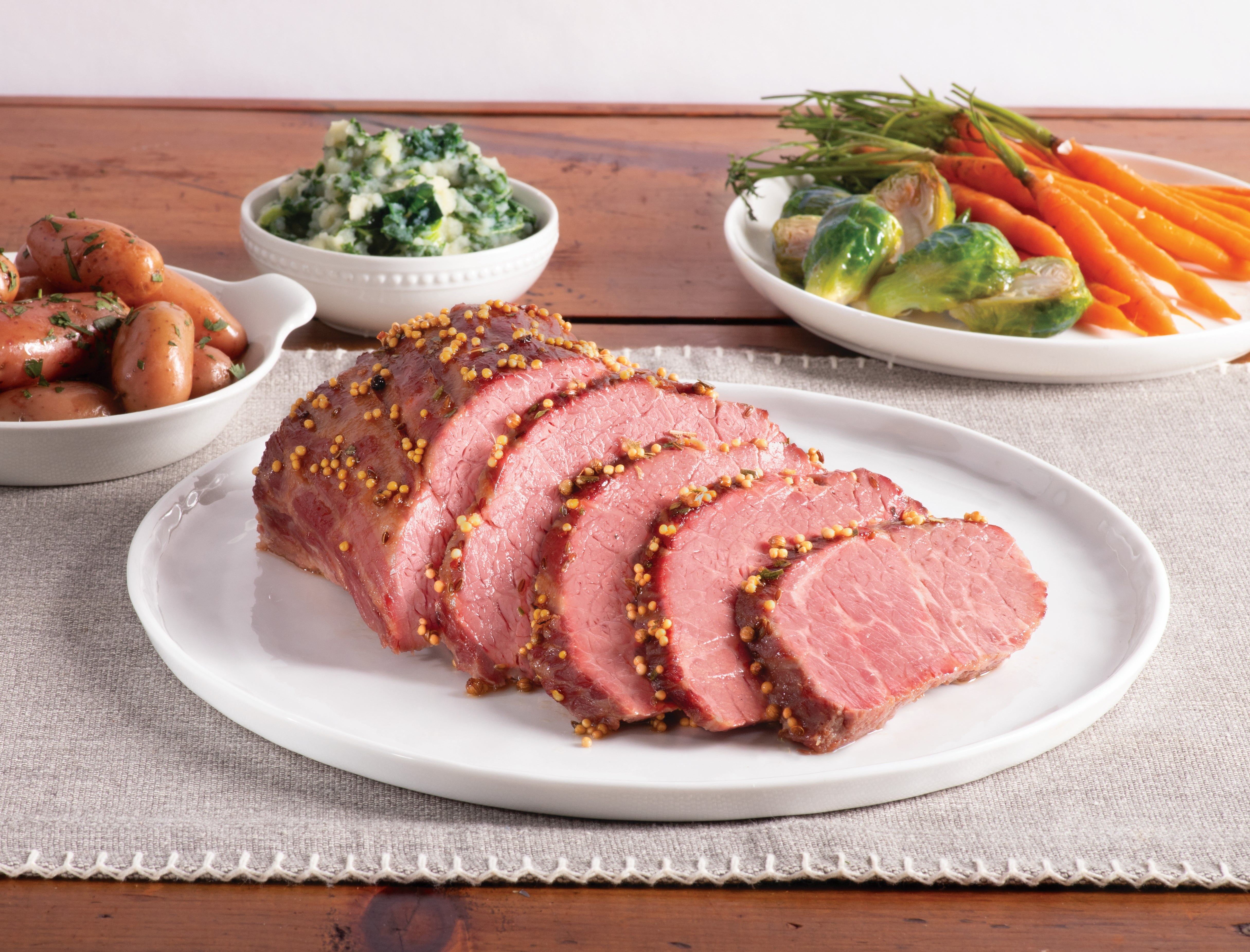 Grobbel's Fresh Corned Beef Brisket Flat, 1 Count, 2-5 lbs