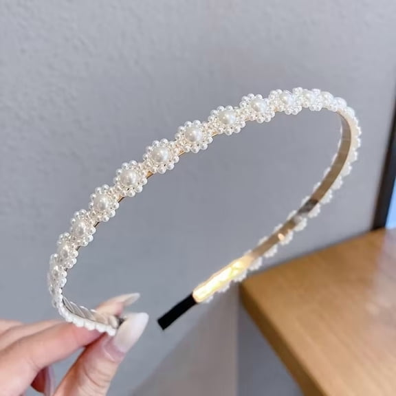 Elegant Pearl Flower Headband - Chic Hair Accessory for Women, Perfect for Weddings and Everyday Wear