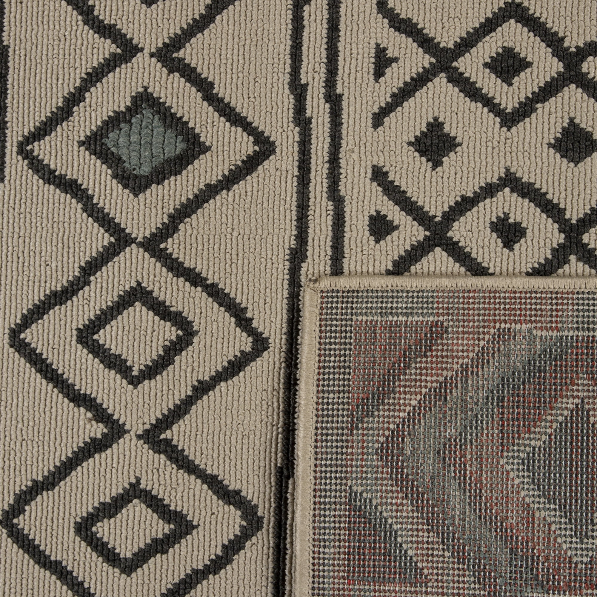 Ox Bay and Evette Rios Dora 5' x 7' Ivory/Black Diamond Indoor/Outdoor Area Rug