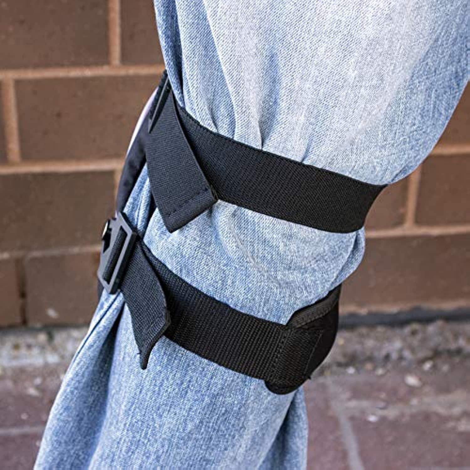 PULL R HOLDING CO LLC GelDome Hard Shell Kneepad 95100
