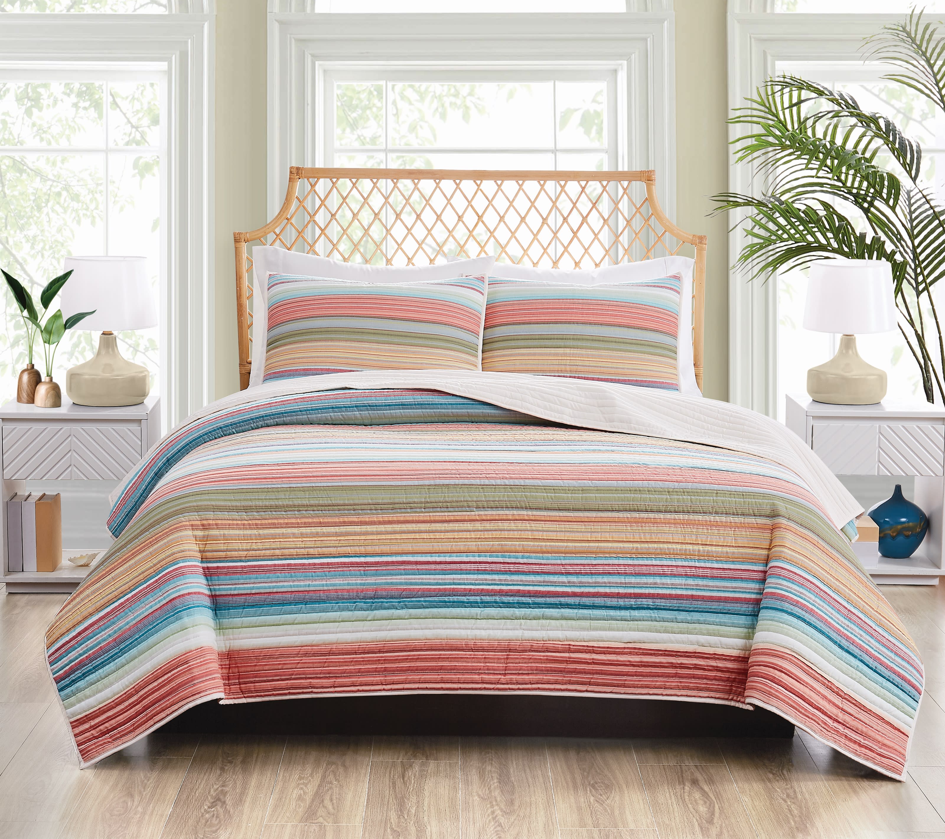 Oceanfront Resort Palm Beach Yarn Dye Stripe 3 Piece King Quilt Set, Coastal and Nautical Themed, Oeko-TEX Certified Confidence