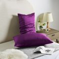 thumbnail image 2 of Funda de almohada Casbrove Mulberry Silk Queen con cremallera morada, 2 of 7
