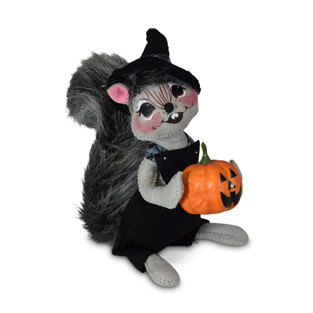 Annalee Dolls 2020 Harvest 6in Harvesting Raccoon Plush New with Tags 