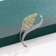 thumbnail image 4 of Fashionable and exquisite creative brooch temperament light luxury micro-inlaid zircon brooch anti-light accessories, 4 of 4
