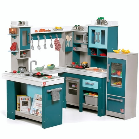 Step2 Grand Walk-In Wood Kitchen Play Area with 15 Piece Accessory