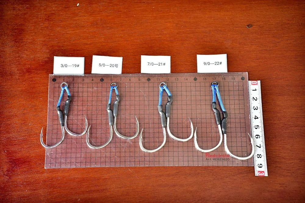 10 Pairs Double Barbed Assist Hooks Saltwater Slow Jigging Hooks with PE Line