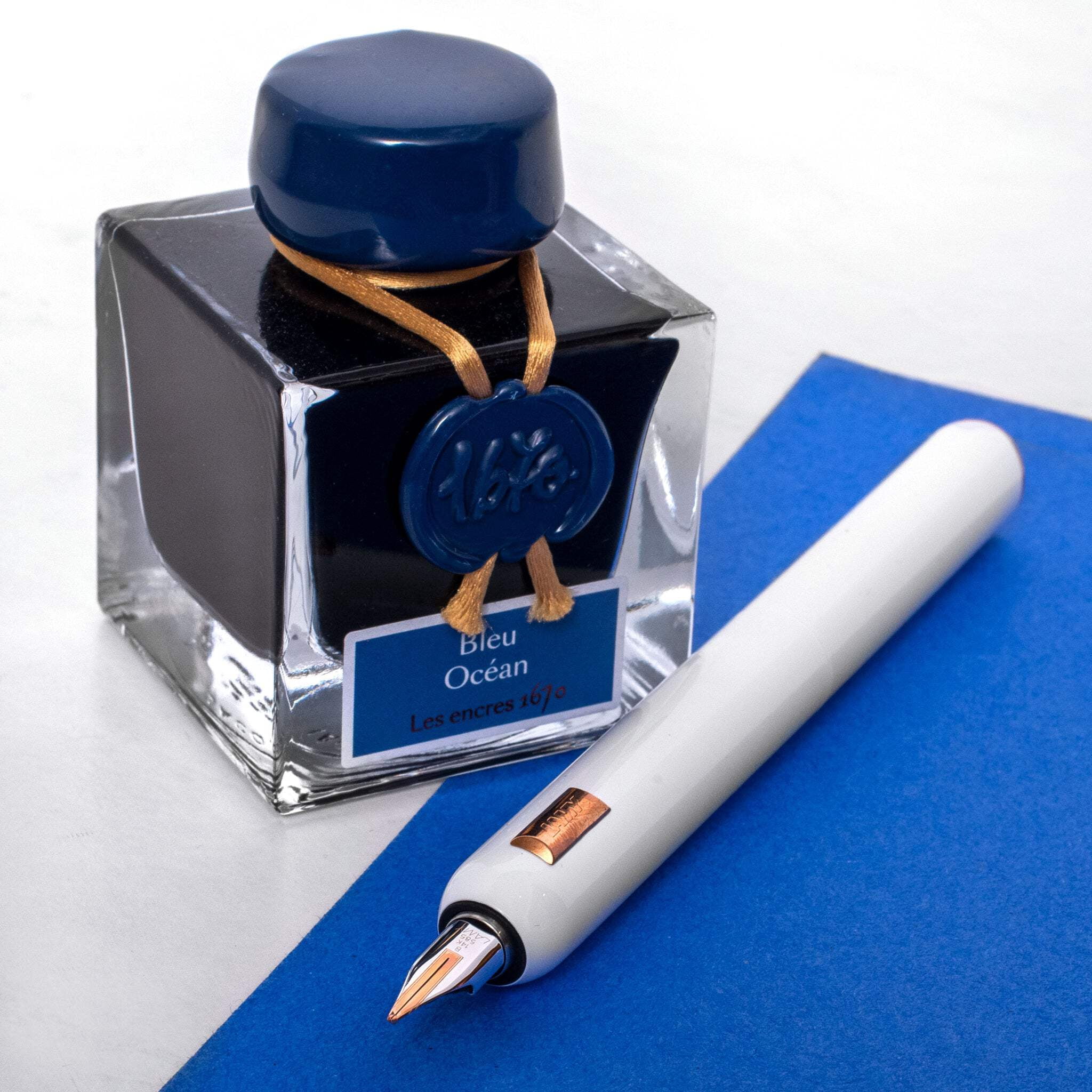 Lamy Dialog CC White Fountain Pen - Fine