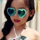 thumbnail image 3 of Gafas de sol con forma de corazón para niños Gafas de sol decorativas para bebés Gafas de sol con forma de corazón para niños y niñas Gafas de sol con forma de corazón para niños, 3 of 5