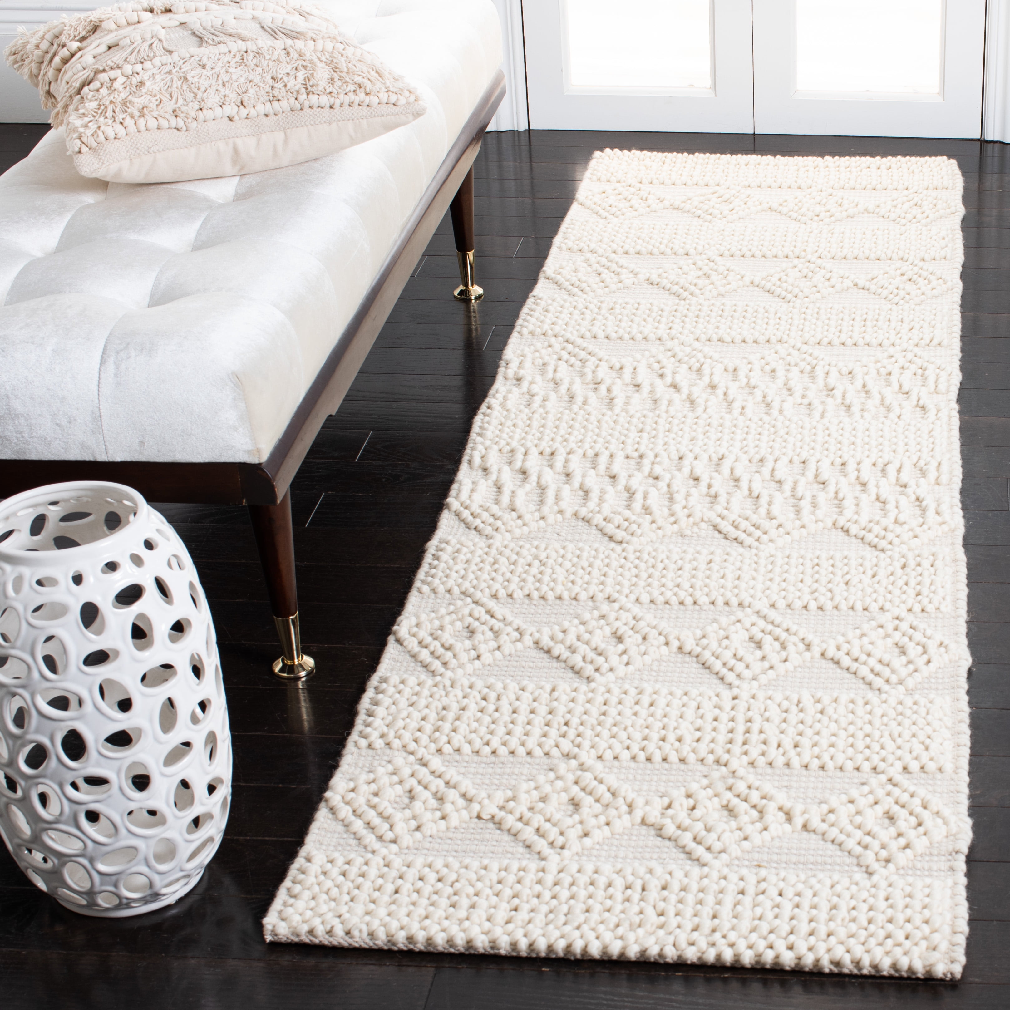 SAFAVIEH Natura Carly Geometric Runner Rug, Ivory, 2'3" x 20'