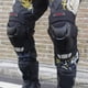 thumbnail image 4 of Protectores de Rodilleras Ajustables para Motocicleta Zulema Protección Todoterreno para Carreras, 4 of 8