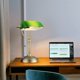 thumbnail image 2 of Lámpara de escritorio Newrays Green Glass Bankers con puerto de carga USB, 2 of 7