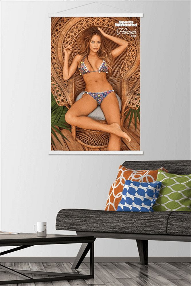 Sports Illustrated: Swimsuit Edition - Hannah Jeter 17 Wall Poster with Magnetic Frame, 22.375" x 34"