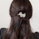 thumbnail image 5 of Horquilla con forma de gato y cachorro de perlas de imitación para el pelo, pinza para el pelo de acrílico, herramienta para peinar el cabello, accesorios para el cabello, 5 of 7