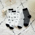 thumbnail image 4 of Calcetines térmicos esponjosos para mujer, calcetines de nieve para otoño-invierno, patrón de moda ins para niñas, calcetines de equipo de color cálido, calcetines para dormir en el suelo, 4 of 5