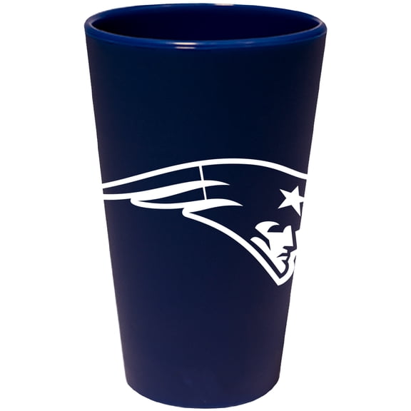 WinCraft New England Patriots 16oz. Silicone Pint Glass