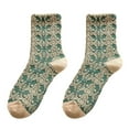 thumbnail image 1 of CNKOO 1 Paire de Chaussettes Tube pour Femmes Automne Hiver Style Rétro Palace Design Jacquard Élastique Chaud Mi-Tube Vacances, 1 of 9
