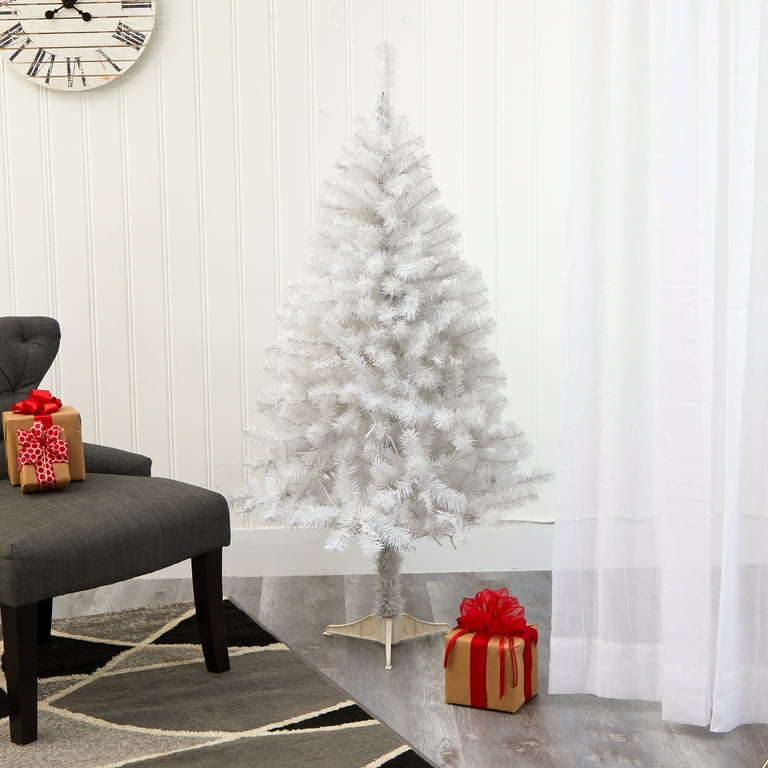 PreLighted Artificial Christmas Tree With 1200 Branch, 43 OFF