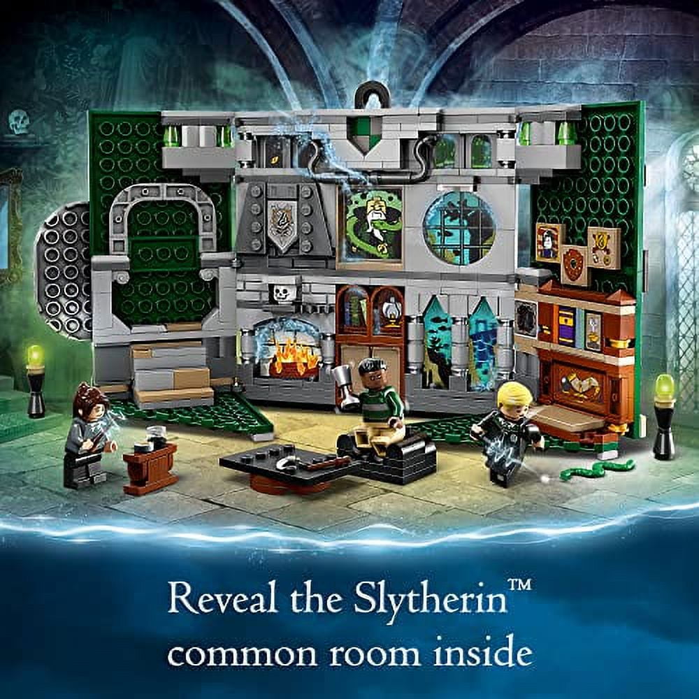 LEGO Harry Potter Slytherin for Kids Toy Castle Set Room Malfoy Wall or Boys, Minifigure, Draco Hogwarts Travel 76410 Magical Banner Collectible Girls, with Toy - House and Display, Gift Common