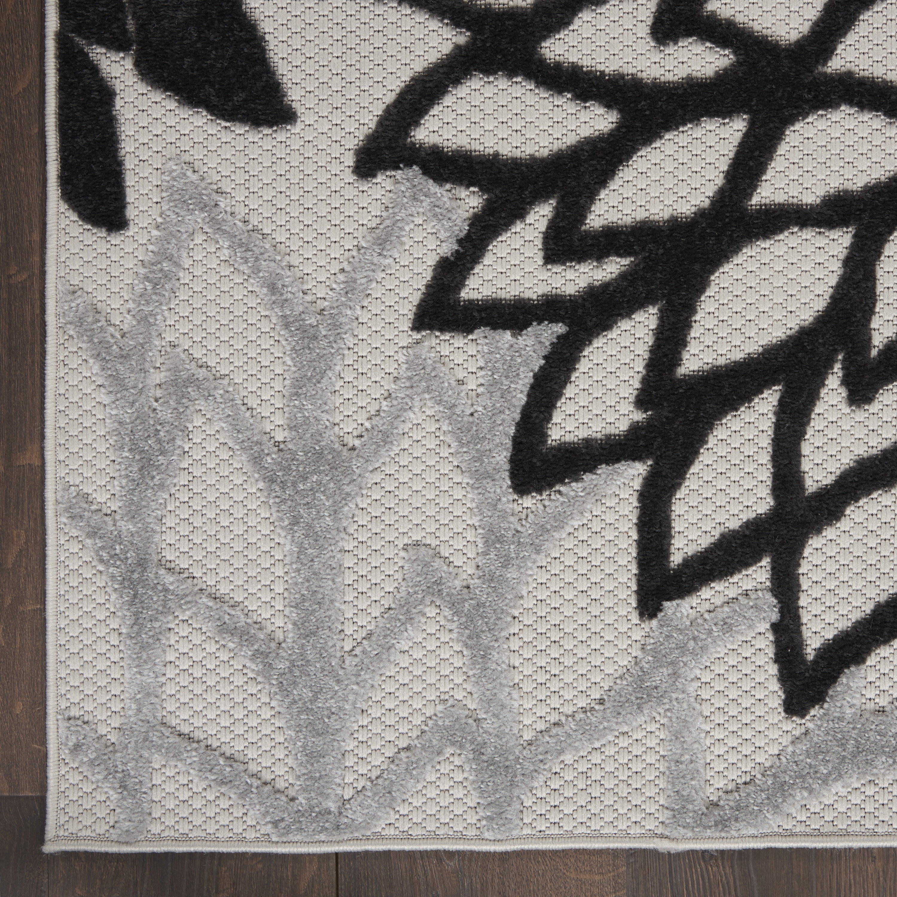 Nourison Aloha Indoor/outdoor Floral Black White Area Rug