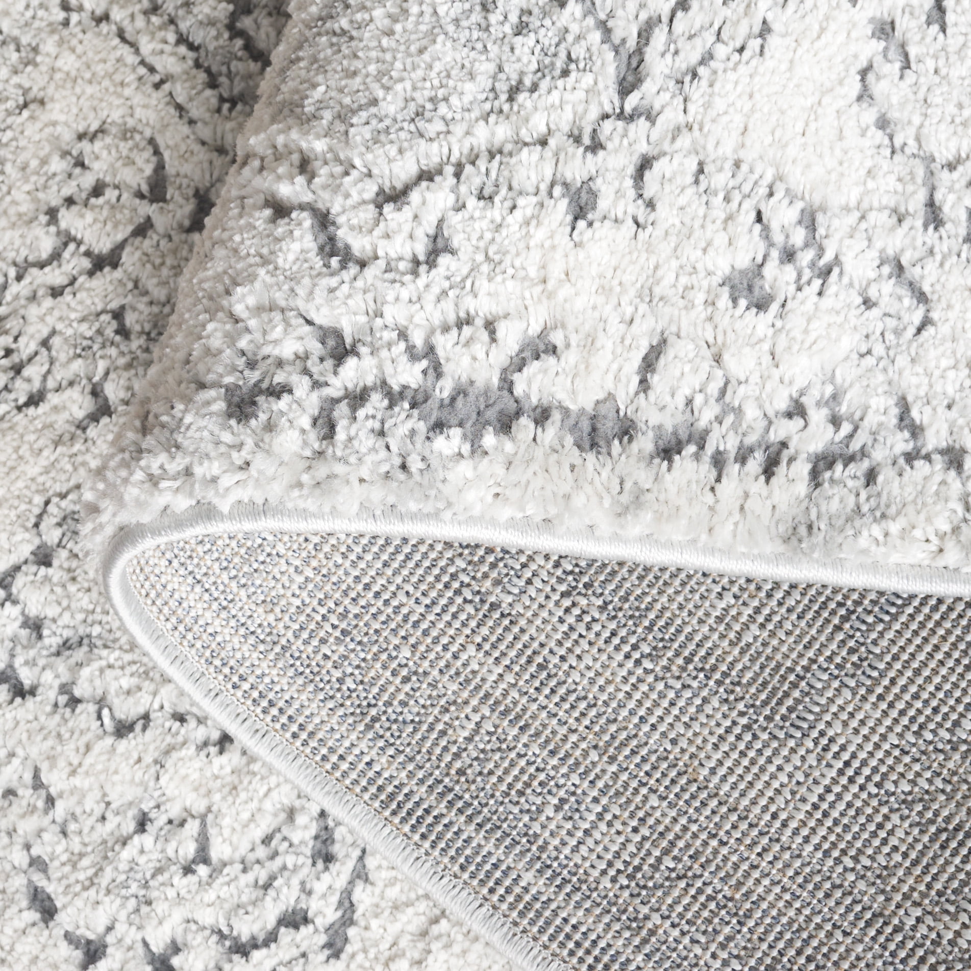 Safavieh Luna Gisselle Medallion Area Rug, Gray/Ivory, 5'3" x 7'6"