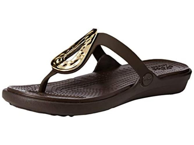 crocs sanrah liquid metallic